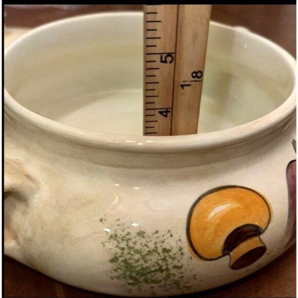 Vintage Hand-Painted Vegetable Motif Ceramic Soup Tureen With Lid - Picture 8 of 9